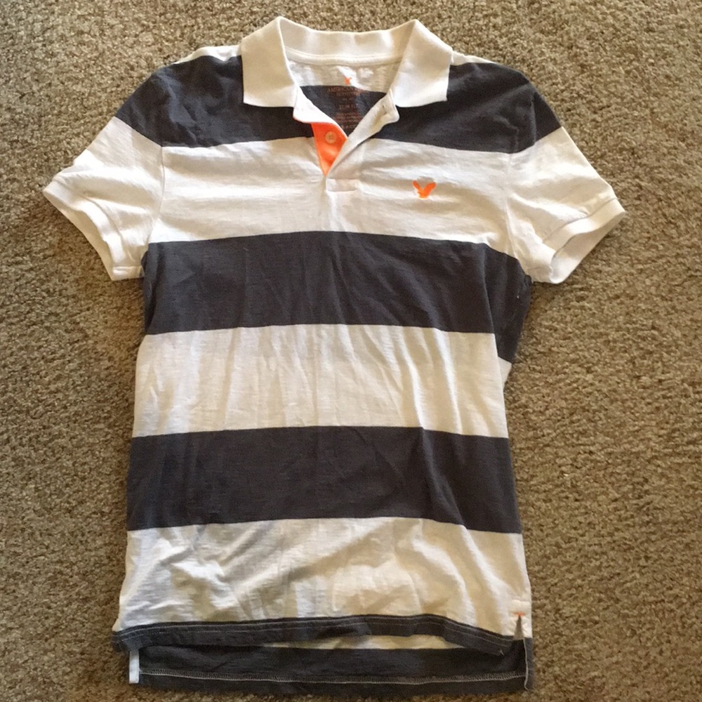 A slim fit American Eagle Outfitters polo